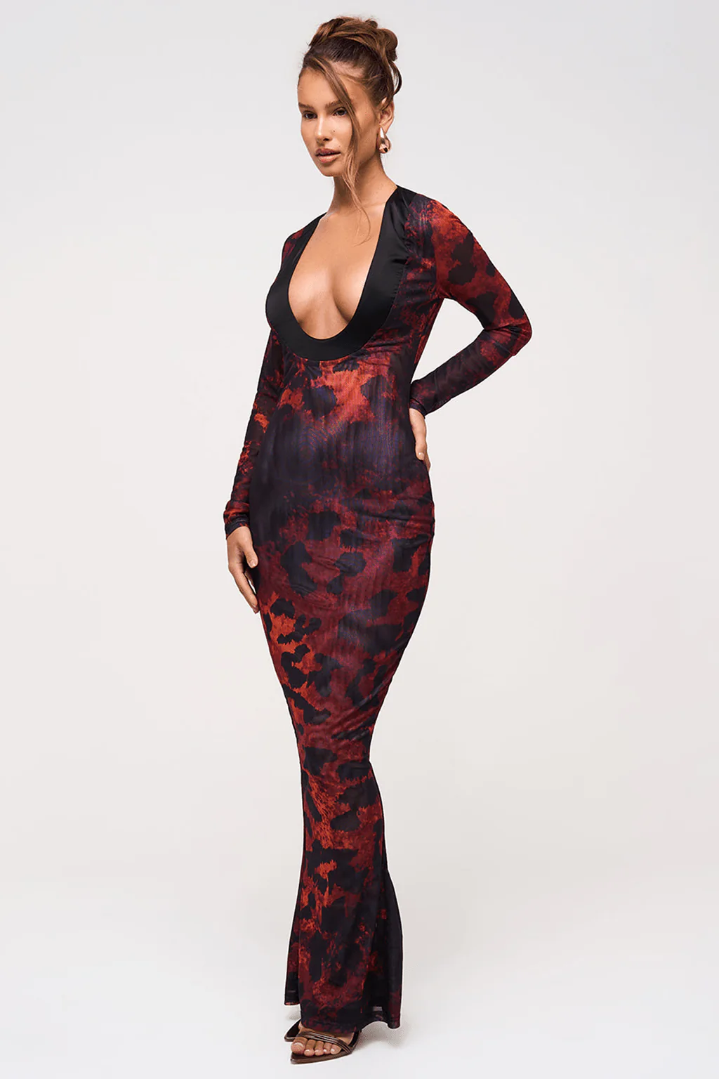 LEAENA - Image 4